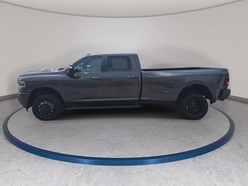 Used 2024 RAM 3500 Laramie w/ Night Edition AWD/4WD image 8