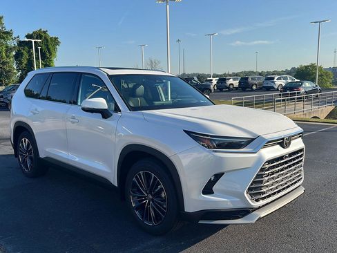 New 2026 Toyota Grand Highlander AWD Hybrid image 8
