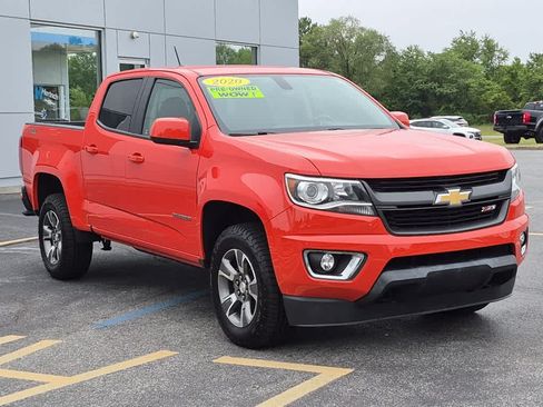 Used 2020 Chevrolet Colorado Z71 AWD/4WD image 2