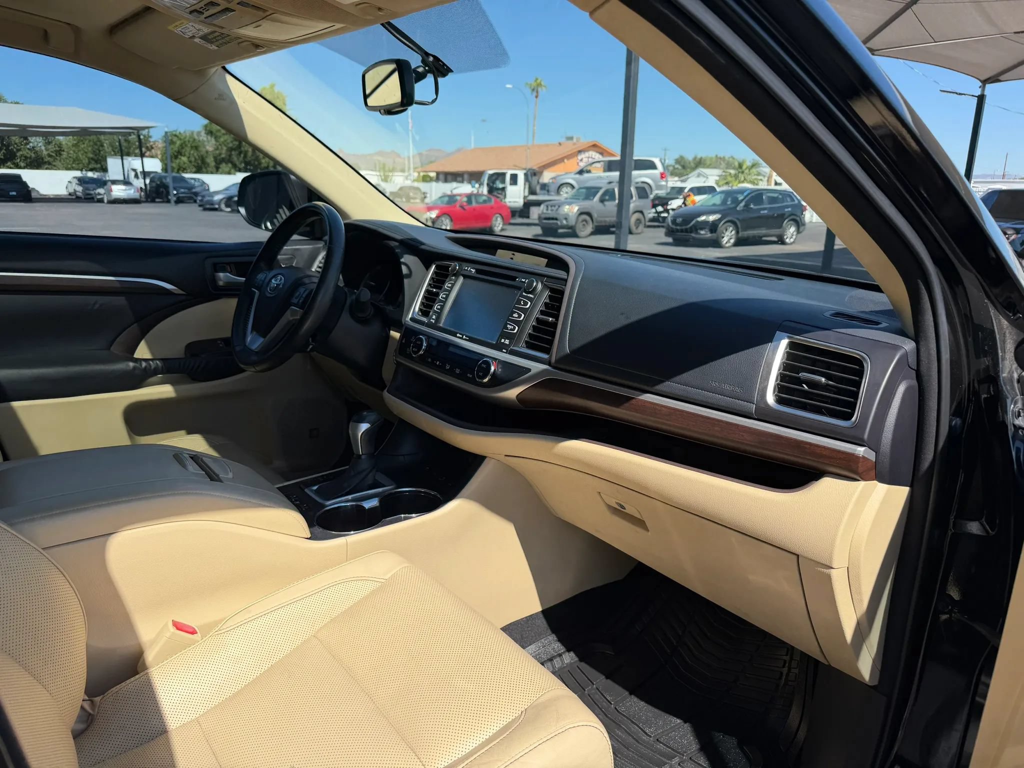 Used 2015 Toyota Highlander Limited AWD/4WD image 33