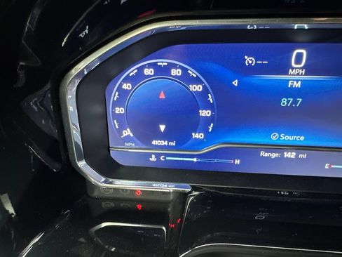 Used 2023 Chevrolet Silverado 1500 LT AWD/4WD image 62