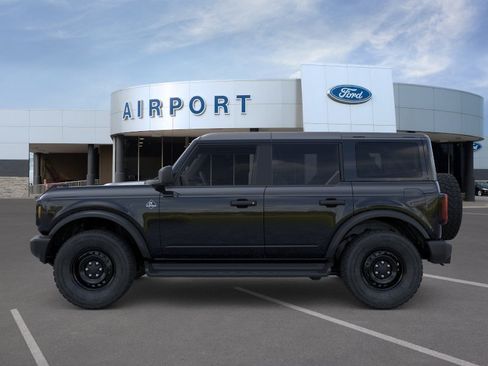 New 2026 Ford Bronco Outer Banks AWD/4WD image 3