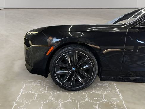 Used 2023 BMW 740i RWD image 14