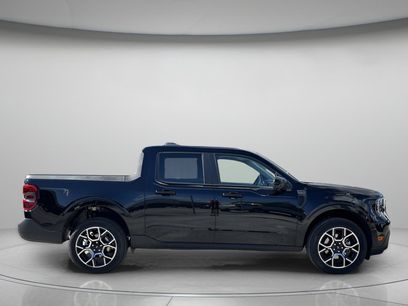 New 2025 Ford Maverick Lariat w/ 4K Tow Package