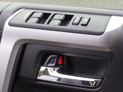 Certified 2023 Toyota 4Runner Limited image 34