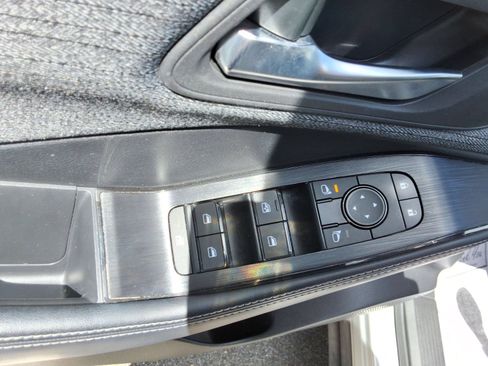 Used 2023 Nissan Rogue SV AWD/4WD image 21