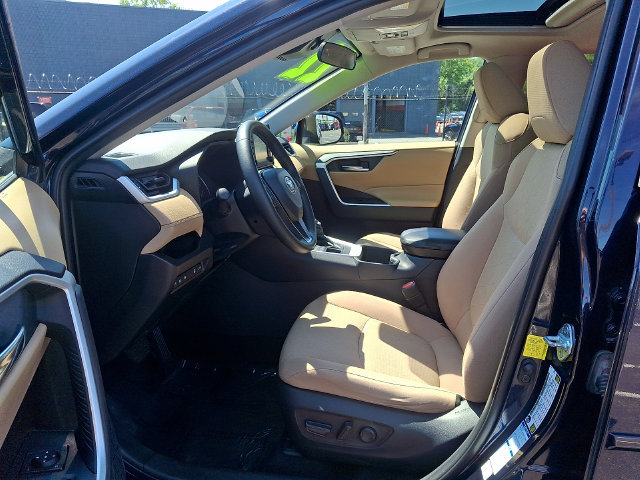 Certified 2022 Toyota RAV4 XLE w/ Convenience Package AWD/4WD image 8