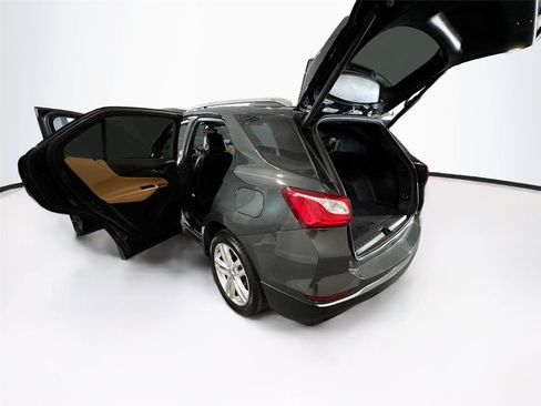 Used 2020 Chevrolet Equinox Premier FWD image 38