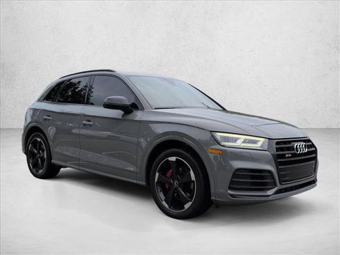 Used 2019 Audi SQ5 Premium Plus w/ Premium Plus Package image 3