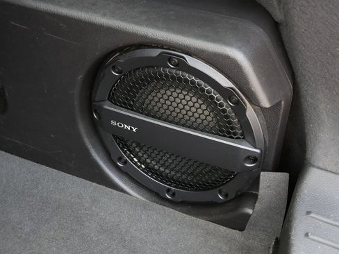 Certified 2018 Ford Focus SEL FWD image 11