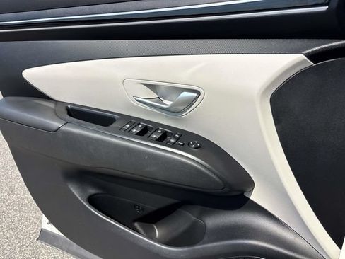 Certified 2024 Hyundai Tucson SEL AWD/4WD image 17