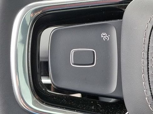 Certified 2025 Lincoln Navigator Reserve AWD/4WD image 22