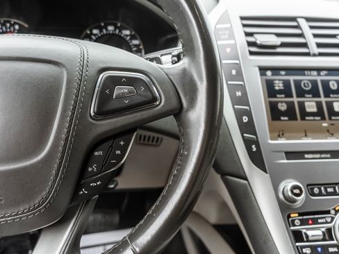 Used 2019 Lincoln MKZ Premiere image 28