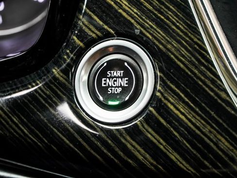 Used 2020 Cadillac XT6 Premium Luxury image 32