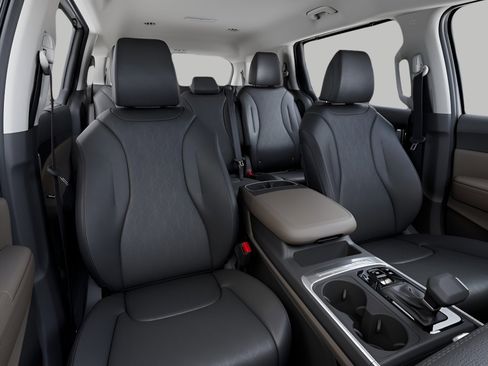 New 2026 Kia Carnival EX image 15