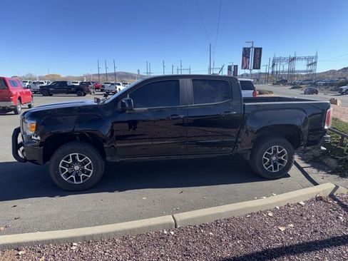 Used 2022 GMC Canyon AT4 w/ Driver Alert Package image 5