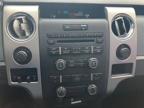 Used 2014 Ford F150 XLT w/ Trailer Tow Package image 36