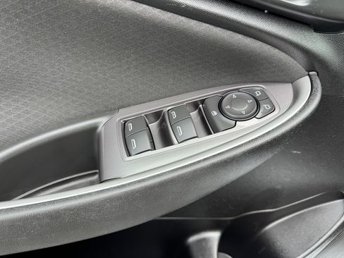 Used 2022 Chevrolet Malibu LT image 10