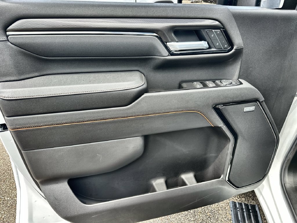 New 2026 GMC Sierra 2500 AT4 w/ AT4 Premium Plus Package AWD/4WD image 21