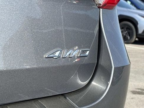 Used 2022 Ford Explorer XLT w/ Equipment Group 202A AWD/4WD image 5