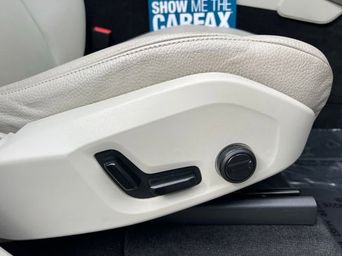 Used 2022 Volvo XC90 T5 Momentum image 55