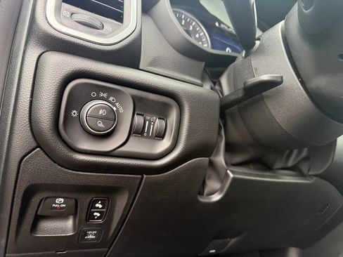 New 2026 RAM 1500 Big Horn AWD/4WD image 18
