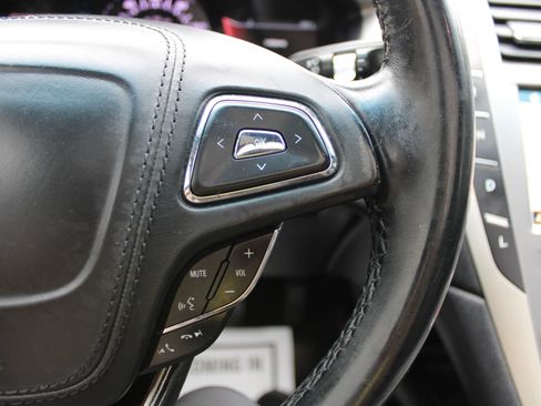 Used 2018 Lincoln MKZ Reserve FWD image 10