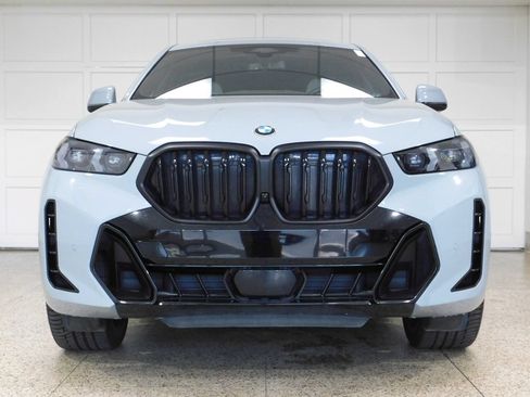 Used 2024 BMW X6 xDrive40i AWD/4WD image 2
