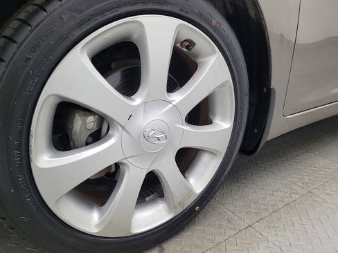 Used 2013 Hyundai Elantra Limited w/ Technology Pkg image 31