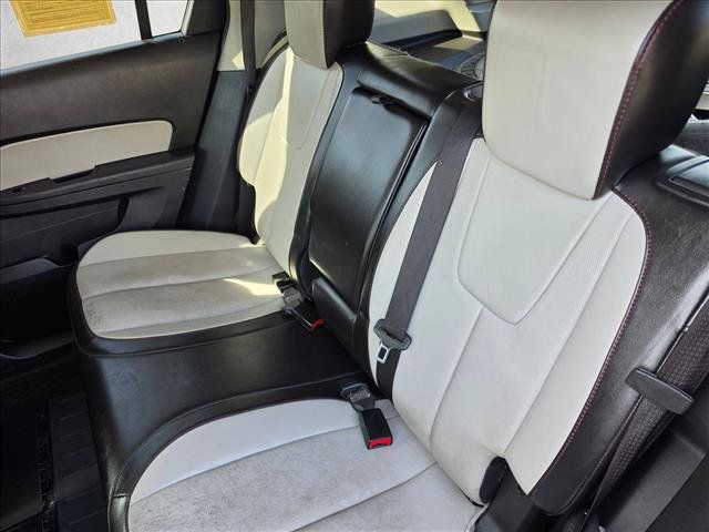 Used 2011 GMC Terrain SLT AWD/4WD image 18