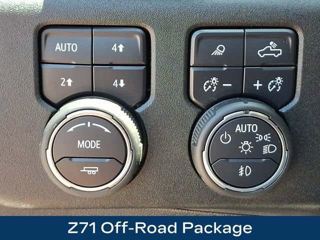 Used 2025 Chevrolet Silverado 2500 LTZ w/ LTZ Premium Package AWD/4WD image 13
