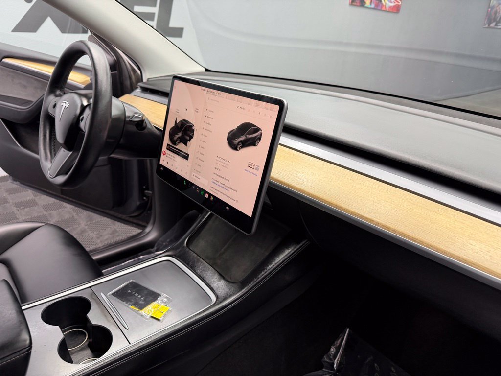 Used 2023 Tesla Model Y Long Range AWD/4WD image 45