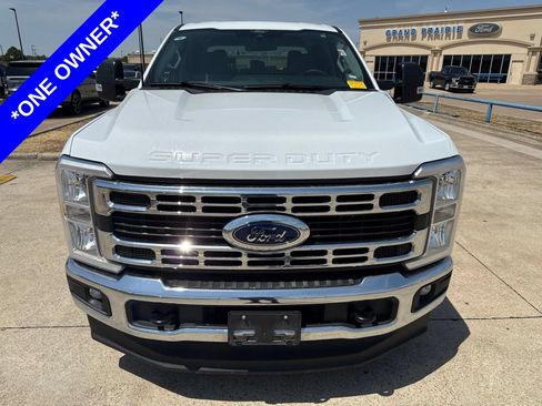 Used 2025 Ford F250 XLT AWD/4WD image 2