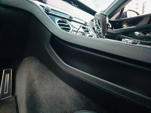 Used 2020 Bentley Continental GT V8 image 73
