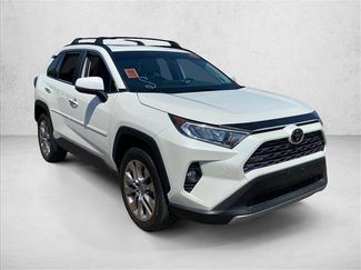 Used 2020 Toyota RAV4 Limited FWD video 3
