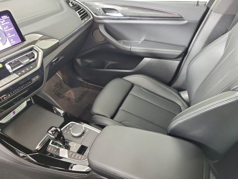 Certified 2024 BMW X4 M40i image 23