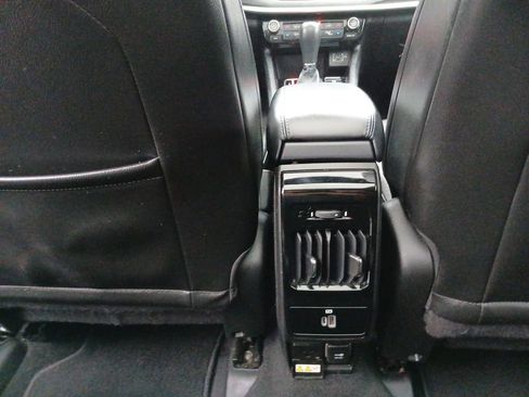 Used 2022 Jeep Compass Latitude w/ Sun and Sound Group AWD/4WD image 22