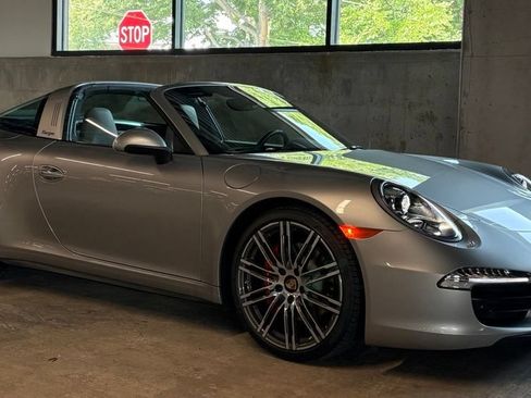 Used 2015 Porsche 911 Targa 4S AWD/4WD image 13