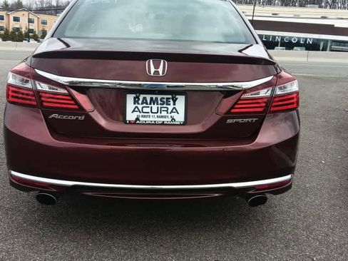 Used 2016 Honda Accord Sport image 4