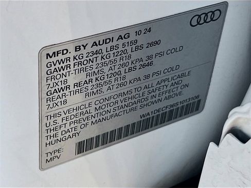 Used 2025 Audi Q3 2.0T Premium image 33
