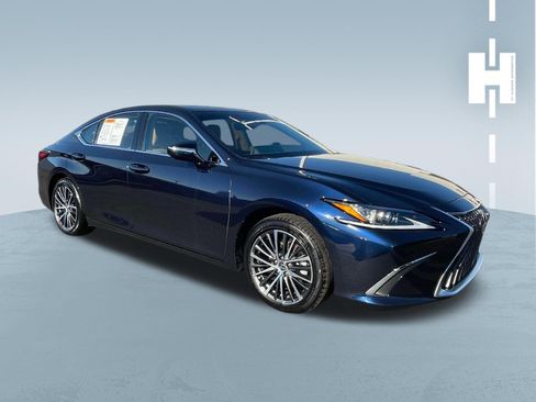 Used 2025 Lexus ES 350 w/ Premium Package FWD image 1