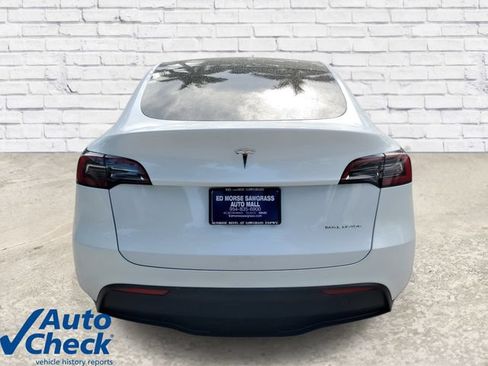 Used 2023 Tesla Model Y Long Range AWD/4WD image 3