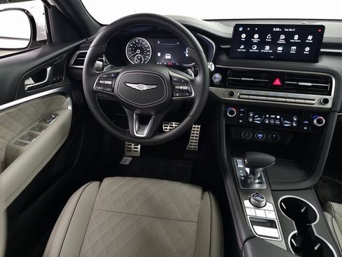 Used 2025 Genesis G70 3.3T Advanced w/ Sport Prestige Package image 14