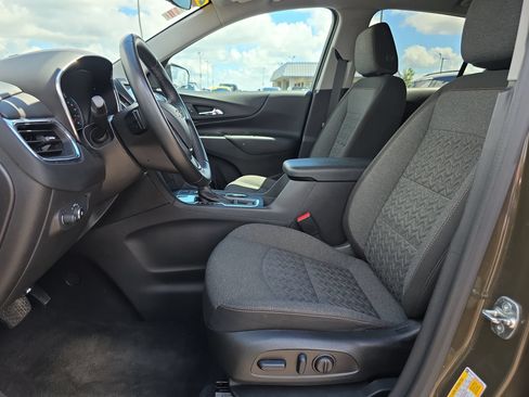Used 2024 Chevrolet Equinox LT FWD image 10