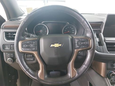 Used 2021 Chevrolet Suburban High Country image 25