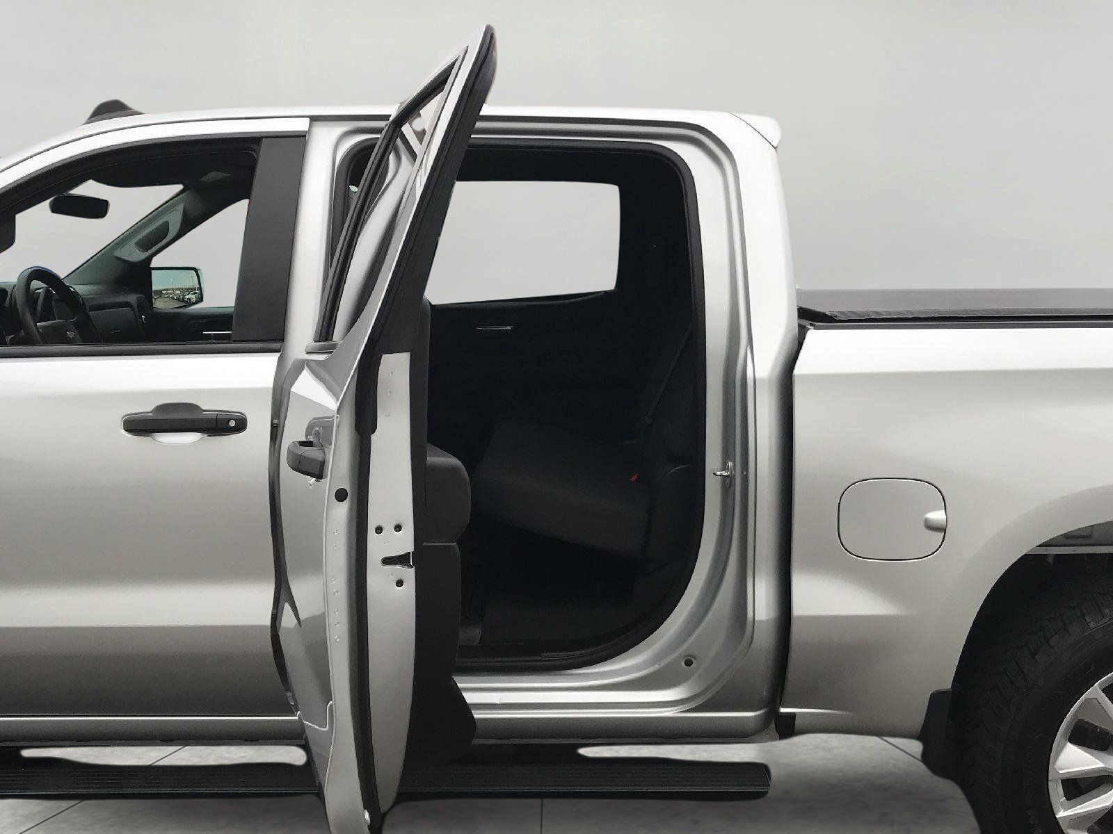 Used 2020 Chevrolet Silverado 1500 Custom w/ Custom Convenience Package AWD/4WD image 21