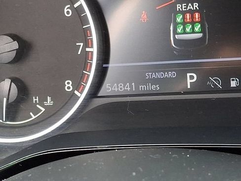 Used 2024 Nissan Pathfinder SV FWD image 21