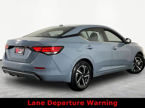 Used 2024 Nissan Sentra SV FWD image 6