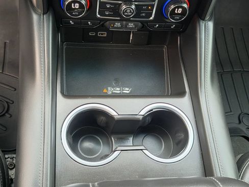 Used 2021 Chevrolet Tahoe Z71 AWD/4WD image 27
