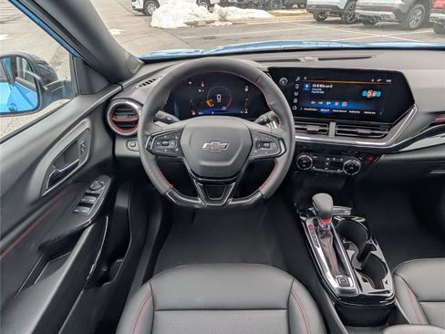 New 2026 Chevrolet Trax RS image 13
